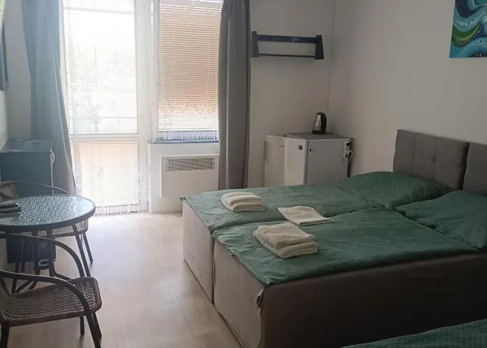 Hluboka Гостевой дом 3*